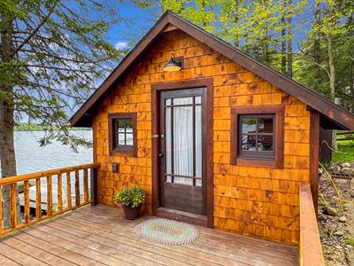 Lakeside Lodge - Lakeview