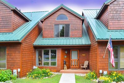 Townhome C5 - Vacation Rental on 4th Lake