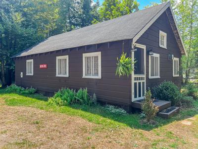 Hemlock Cottage at The Birches on 4th Lake Inlet